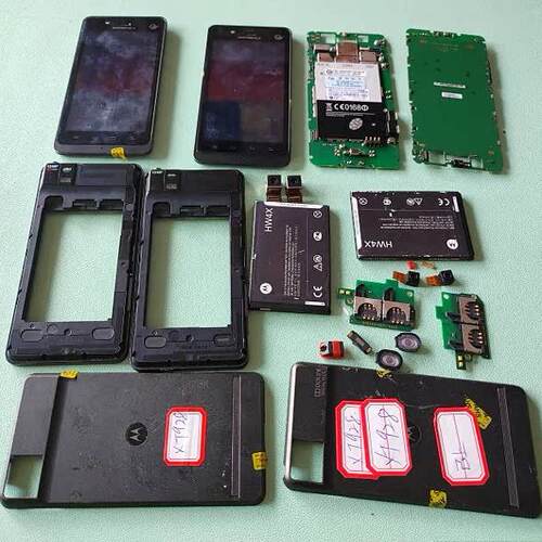 适用于 摩托罗拉Moto XT928 主板 屏幕  电池 摄像头 喇叭 后盖
