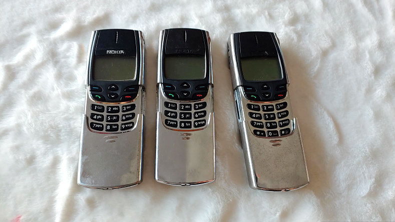 诺基亚n8810经典收藏复古机情怀机没电测试 当卖尸体可拆零件