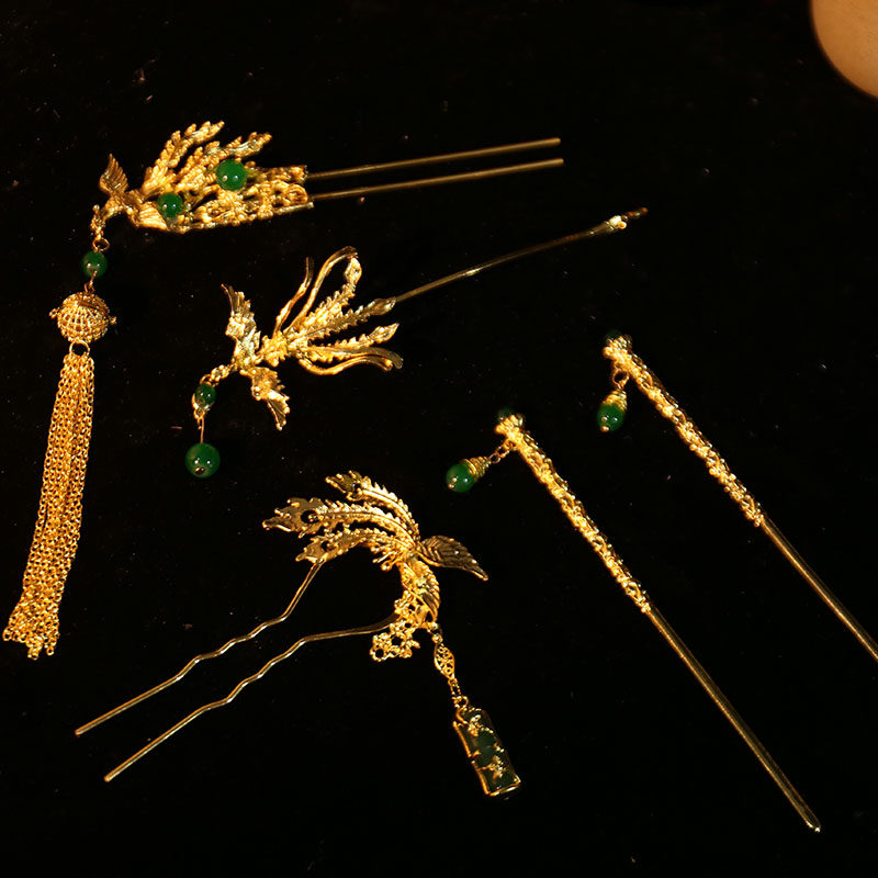 新中式发簪秀禾头饰金色流苏步摇发饰新娘秀禾服龙凤褂结婚配饰