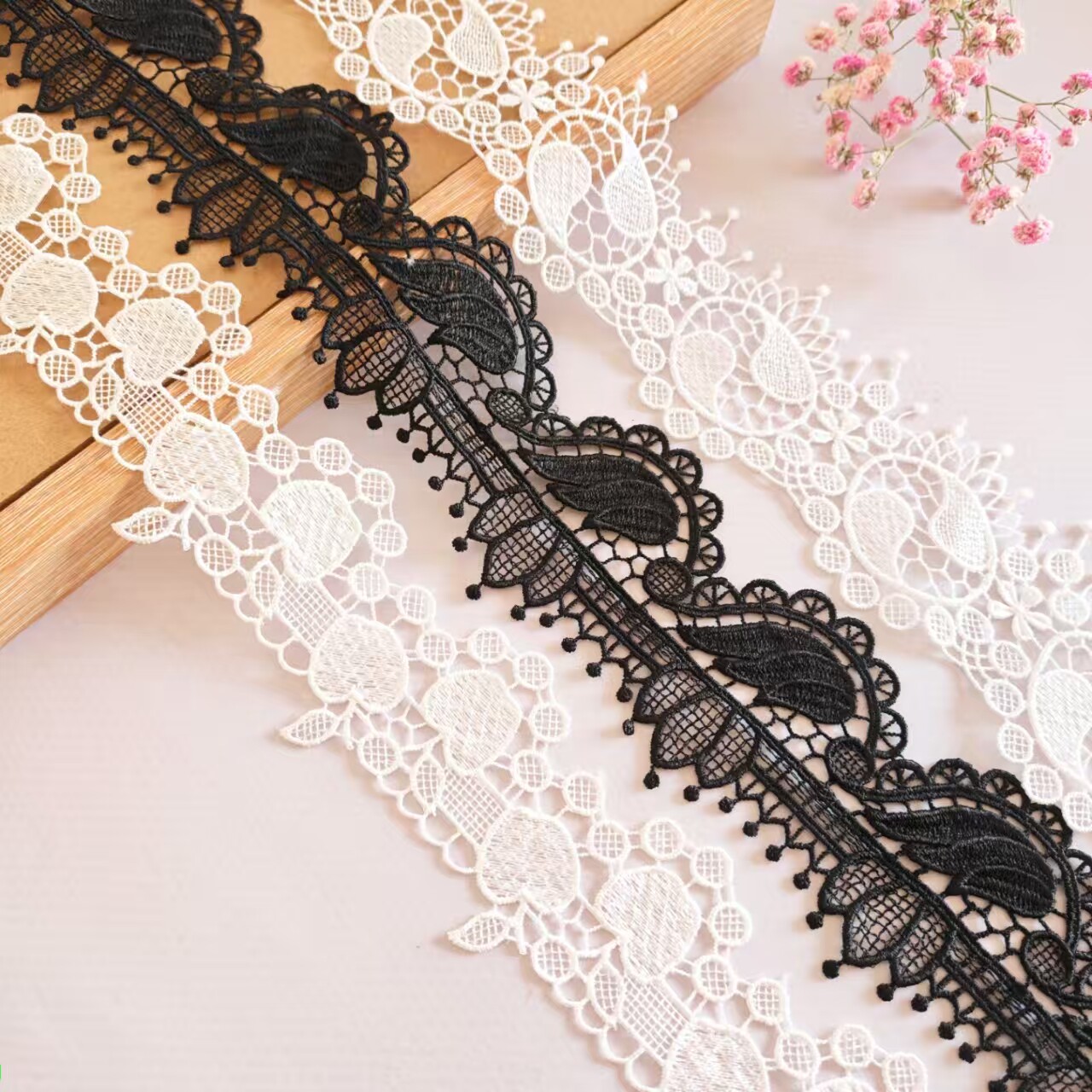 高档黑色水溶刺绣蕾丝花边