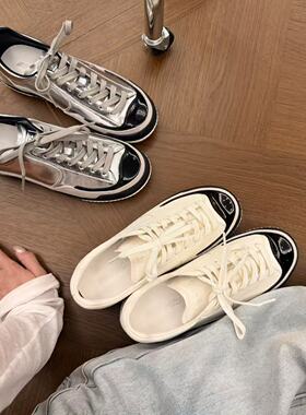 H55女鞋墨白山茶2026春季新款简约休闲百搭平底撞色板鞋小白鞋