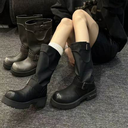 【现货】H55女鞋惠灵顿街区2025巴家新款英伦厚底擦色中筒靴女靴