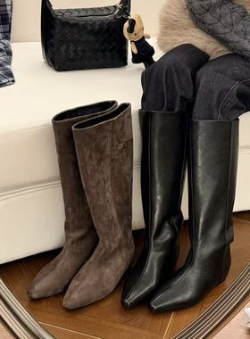 H55女鞋一眼万年2025新款轻法式尖头低跟大筒围抓绒冬季瘦瘦靴