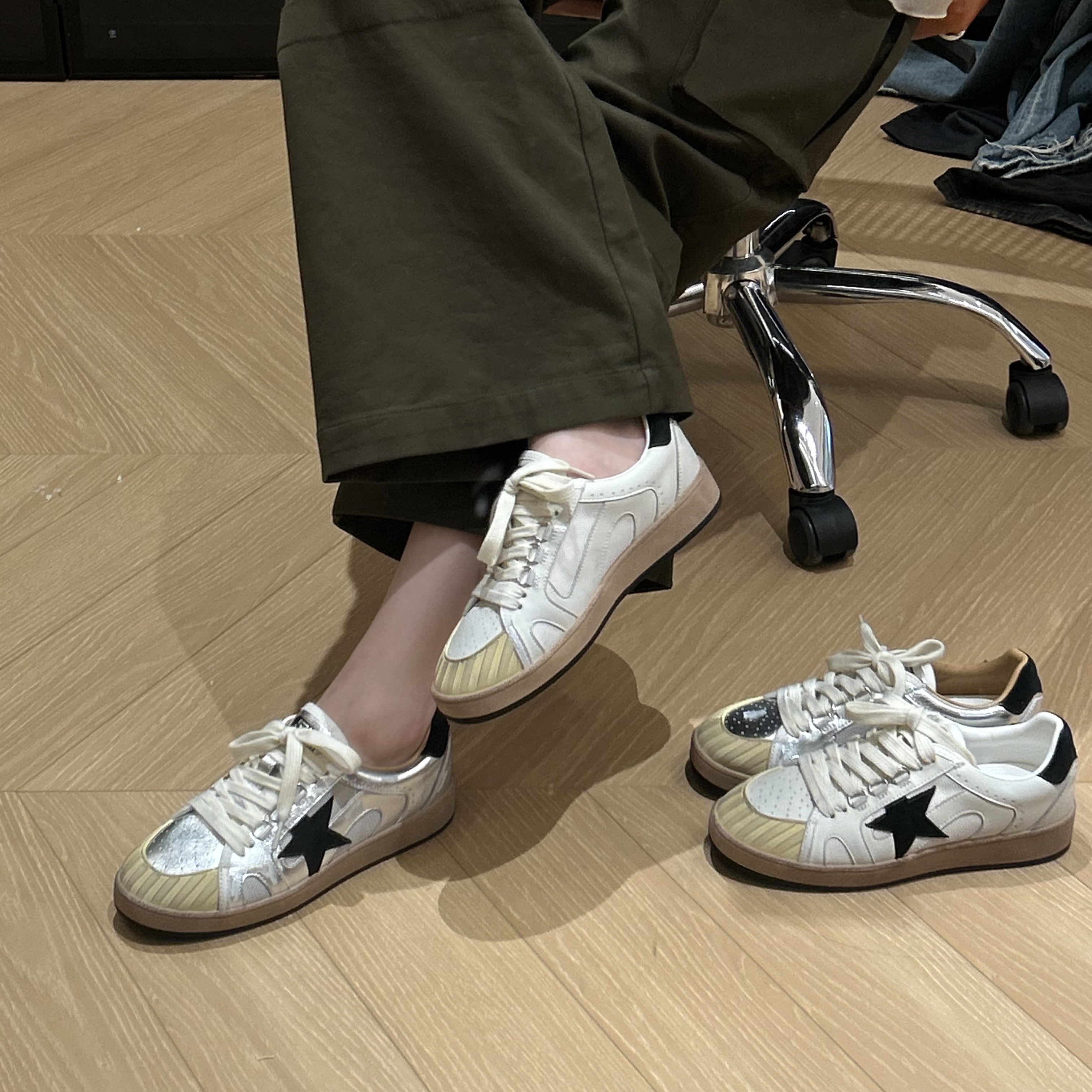 H55女鞋2025新款Z时代反精致星星小脏鞋复古休闲小白鞋板鞋休闲鞋