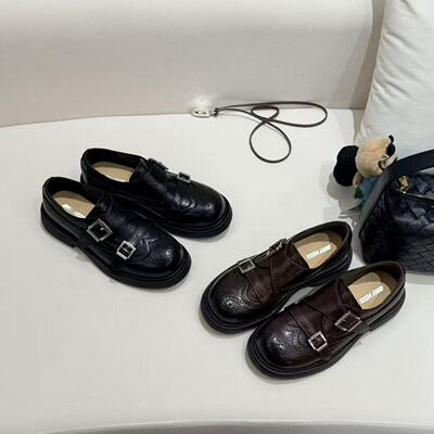 H55女鞋温莎剧场2026春季新款英伦千金巴洛克雕花百搭复古乐福鞋