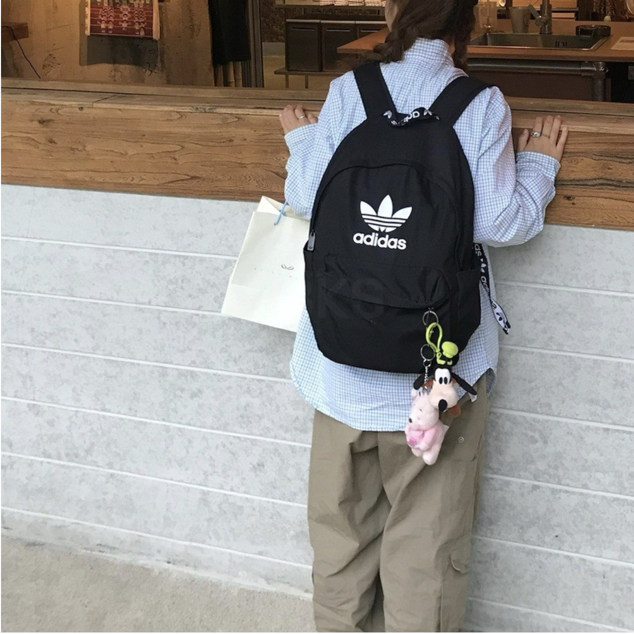 阿迪达斯Adidas三叶草黑色情侣学生书包背包休闲运动H35596
