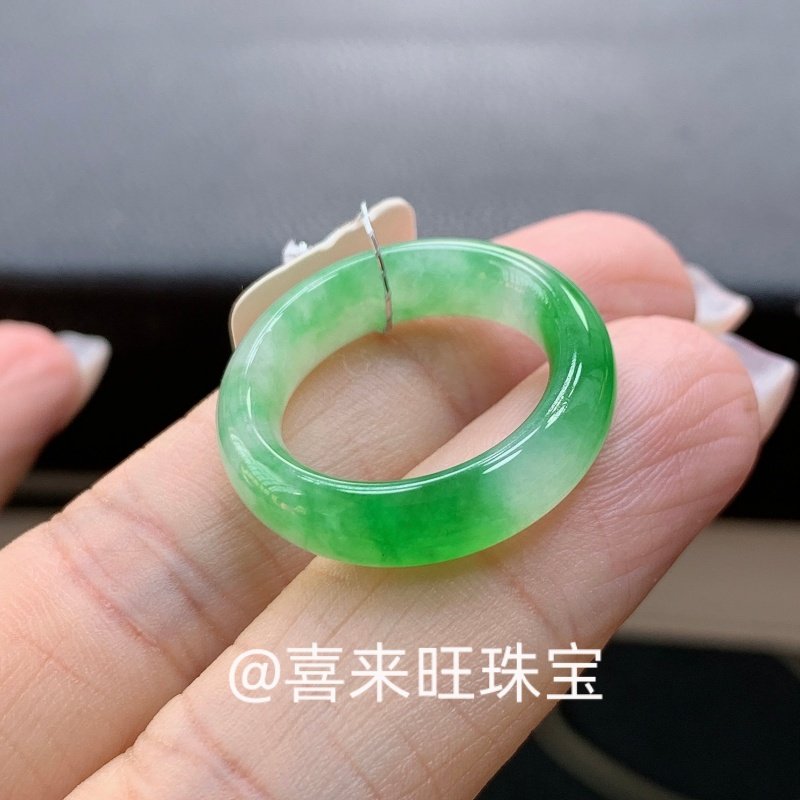 冰种飘绿帝王绿冰绿玉石戒指指环