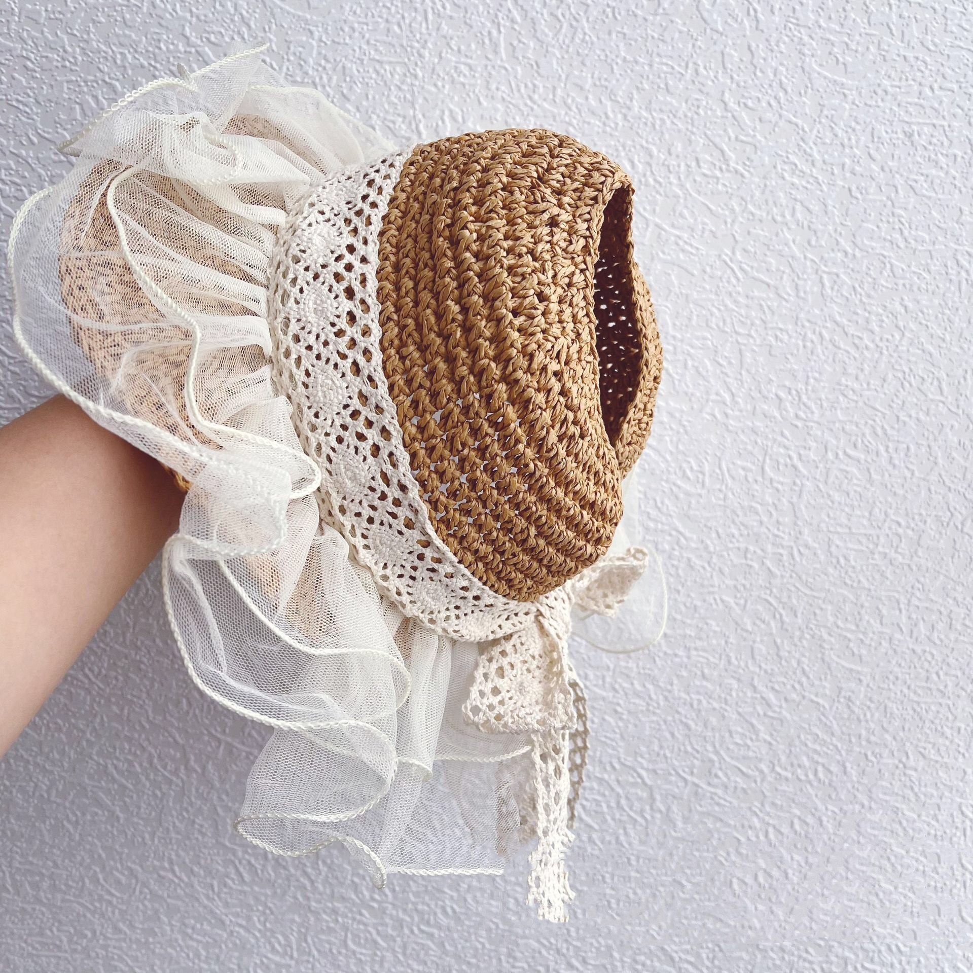 韩国小清新儿童蕾丝飘带空顶遮阳帽子夏季可爱女孩蝴蝶结防晒草帽