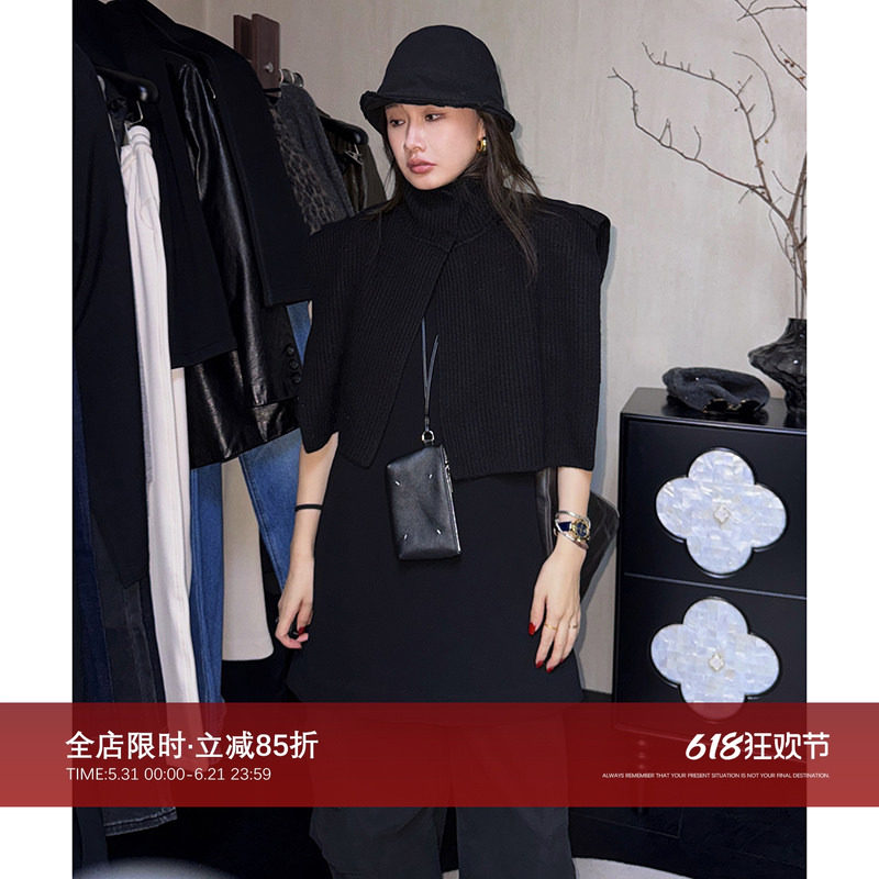 CHU楚妞[四扣]羊绒套头纽扣披肩春季新款女保暖针织护脖围脖