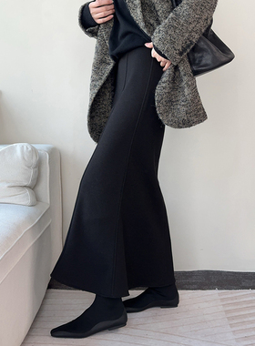 CHU楚妞高级感鱼尾半身裙春季新款女高腰显瘦黑色百搭中长裙