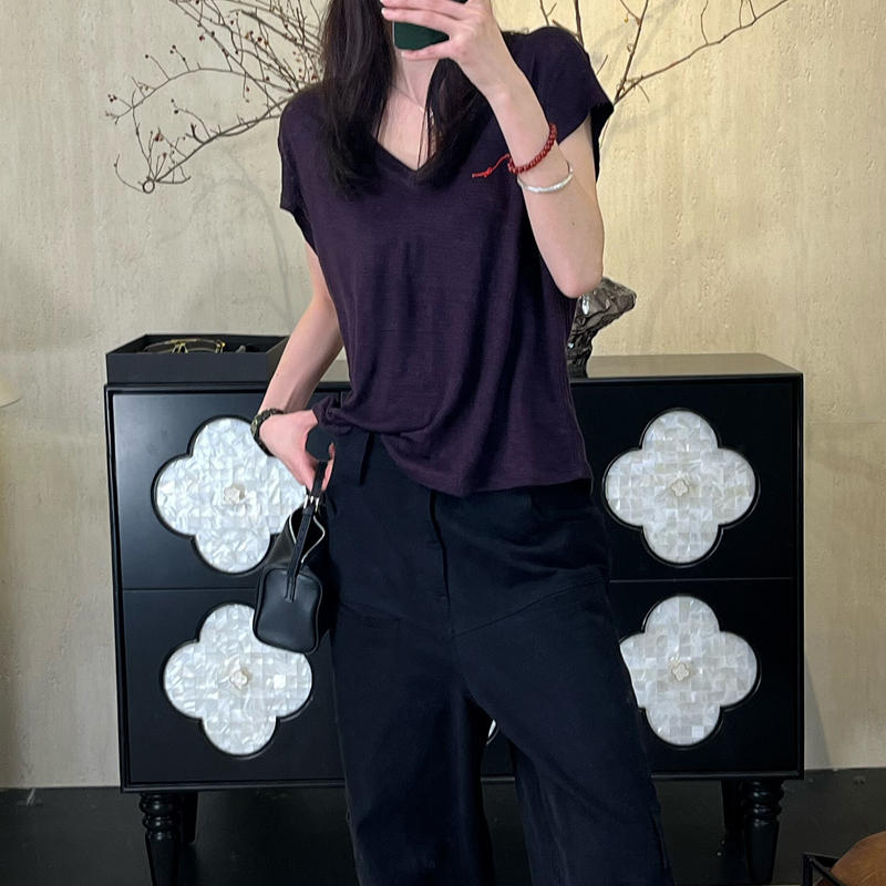 亚麻纸片人春季新款女打底上衣