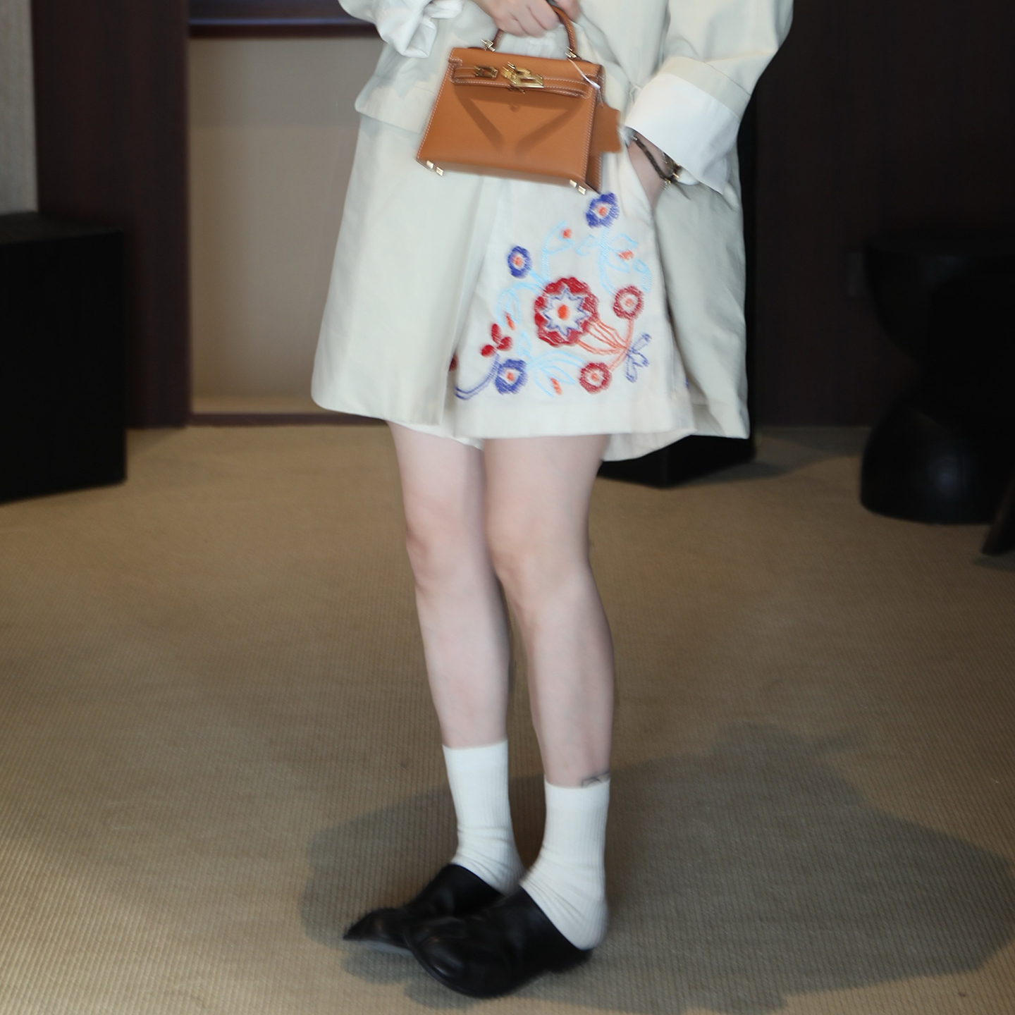 法国雨露麻钉珠刺绣休闲短裤子