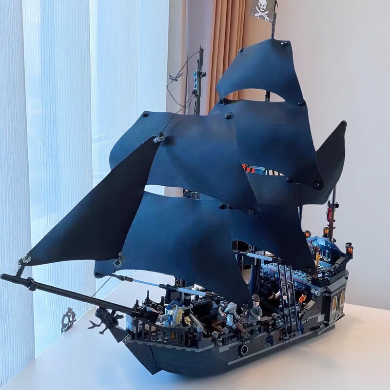 适用于乐高黑珍珠号加勒比海盗船模型积木帆船拼装儿童玩具礼物