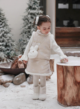 大小卷【云间玉兔】冬季新款女童兔子新中式马甲套装-77129
