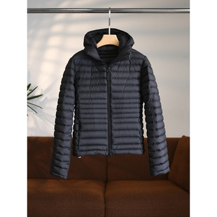 上身秒瘦十斤！又软又轻90白鹅绒立领连帽可拆卸排骨羽绒服 W1838