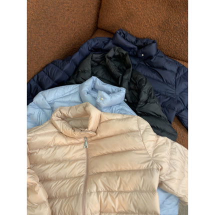 颖颖家 精尖货！！简约百搭白鹅绒小立领拉链大口袋羽绒服 W1561