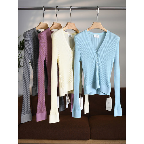 [颖颖家]匠心J系18针美利奴羊毛桑蚕丝华夫格V领修身薄开衫W1981