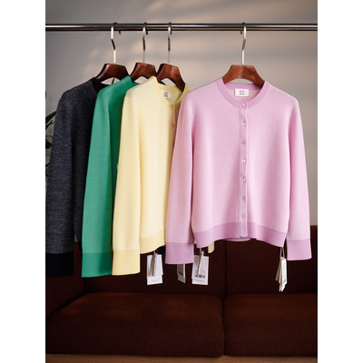 【颖颖家】匠心J系60支精纺羊毛罗纹边圆领单排扣针织开衫 W1715