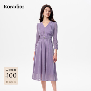 koradior珂莱蒂尔2025秋季新款法式收腰绒感烫钻连衣裙显瘦千金风