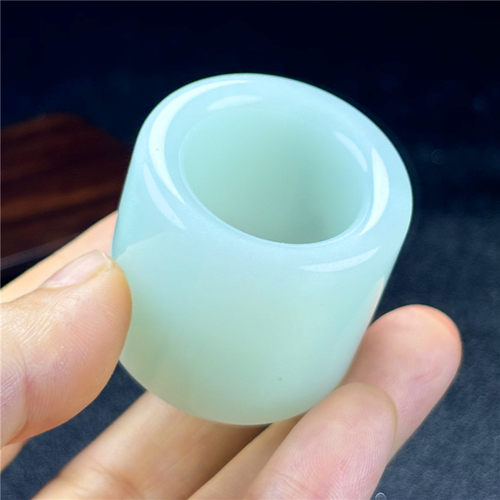 和田玉扳指挂件羊脂玉翠绿指环