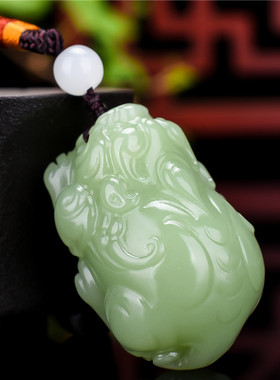 和田玉貔貅挂件瑞兽把件