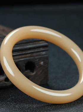 和田玉且末糖圆条手镯