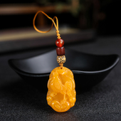 2025蛇年化解新款 小号属鸡黄色玉12生肖吊坠男女挂件钥匙扣手机链