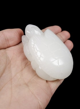 天然新疆阿富汗羊脂白龙龟手把件