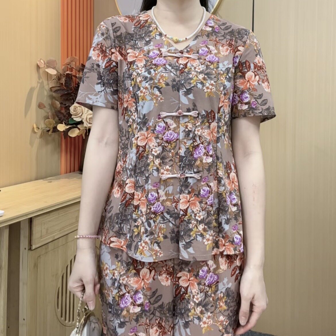 2025新款套装长裤+上衣妈妈装中老年女装夏装短袖时尚薄款常规图片