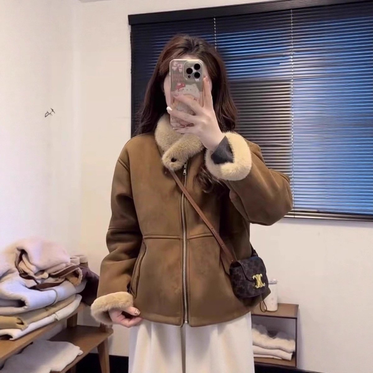 加厚加绒保暖短款皮毛一体外套女冬季2025新款复古百搭羊羔毛上衣