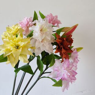 仿真花重瓣高品质手感保湿百合酒店花艺客厅家居餐桌插花新品推荐