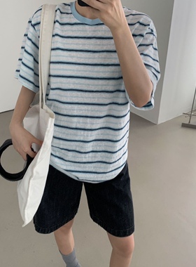 about moon2025夏季清新设计师款小众蓝色条纹短袖T恤女61339