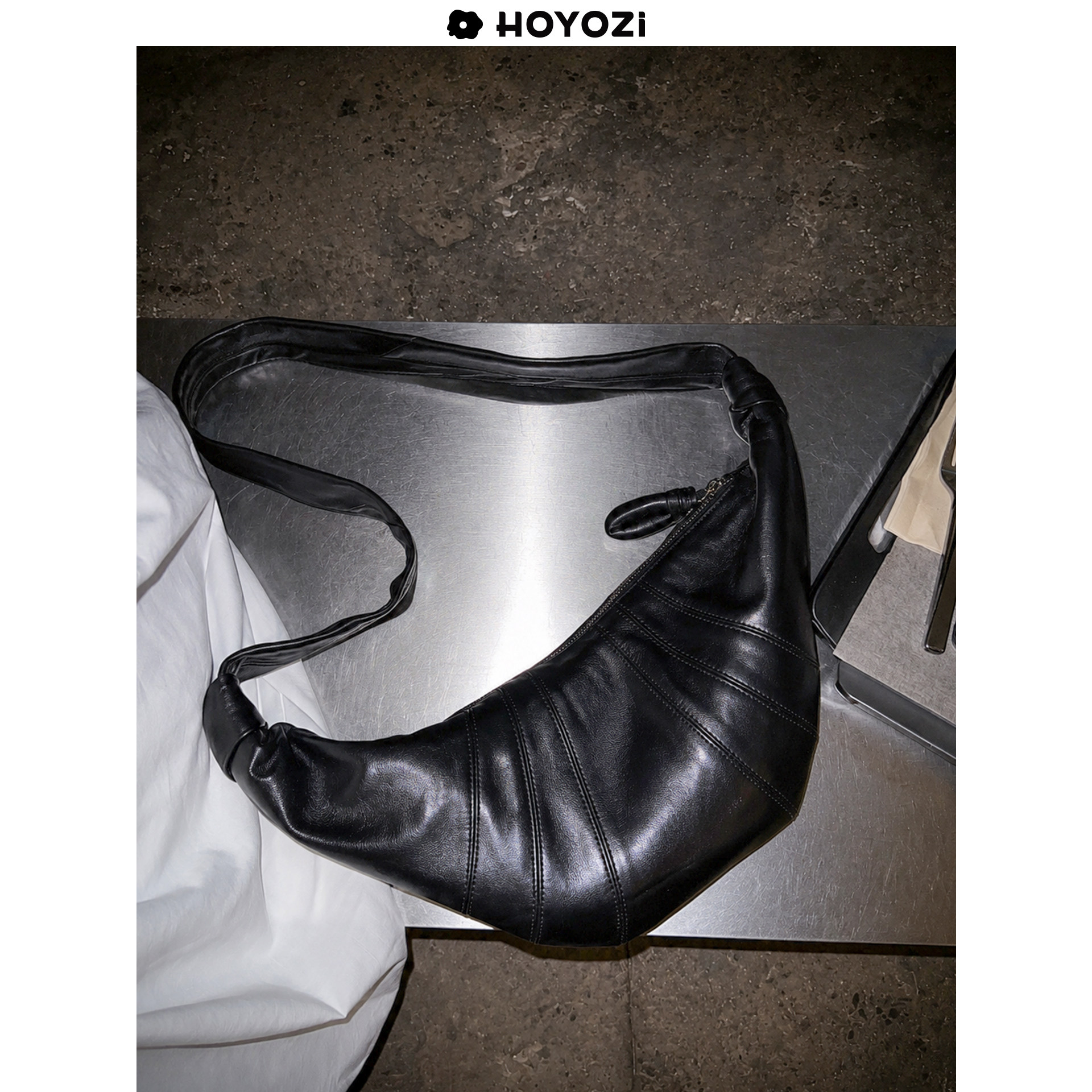 HOYOZI 新品2026 真皮羊皮牛角包女单肩斜挎通勤包【小优家包包】