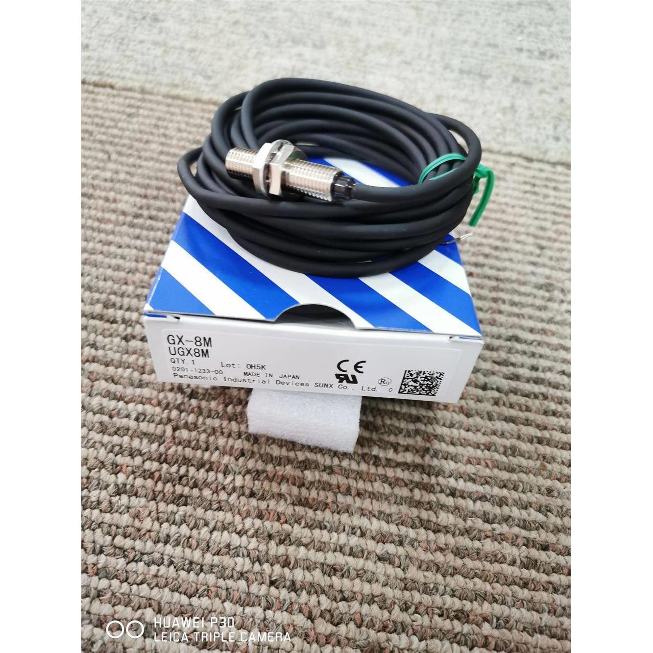 GX-8MLU 圆柱型接近传感器