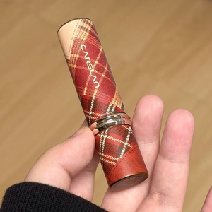 卡姿兰雾吻口红破格唇膏