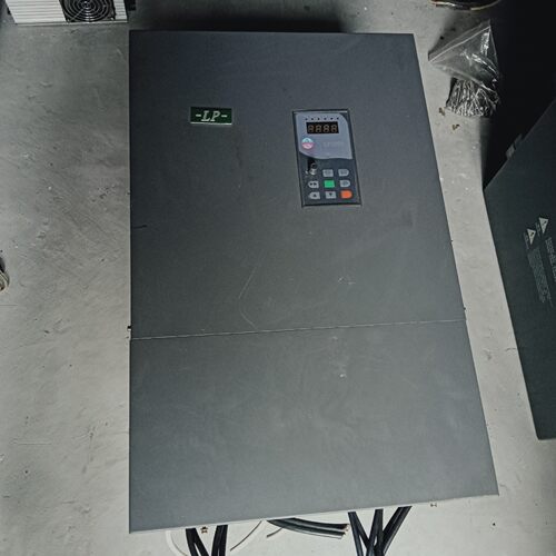 LP-A2000-0550G43A 力普变频器 55kw 工控调速装置议价维修