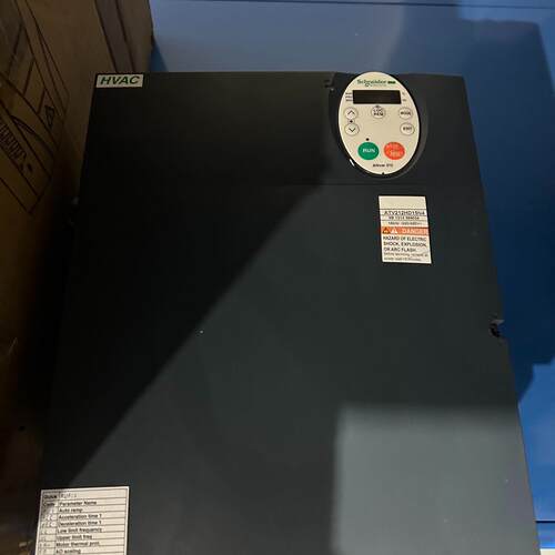 ATV212HD15N4 变频器 15KW 380V HVAC调速装置议价维修