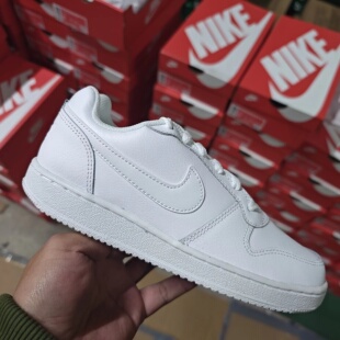 女子純白休閑運(yùn)動(dòng)復(fù)古低幫板鞋 Nike Low AQ1779 耐克Ebernon 100