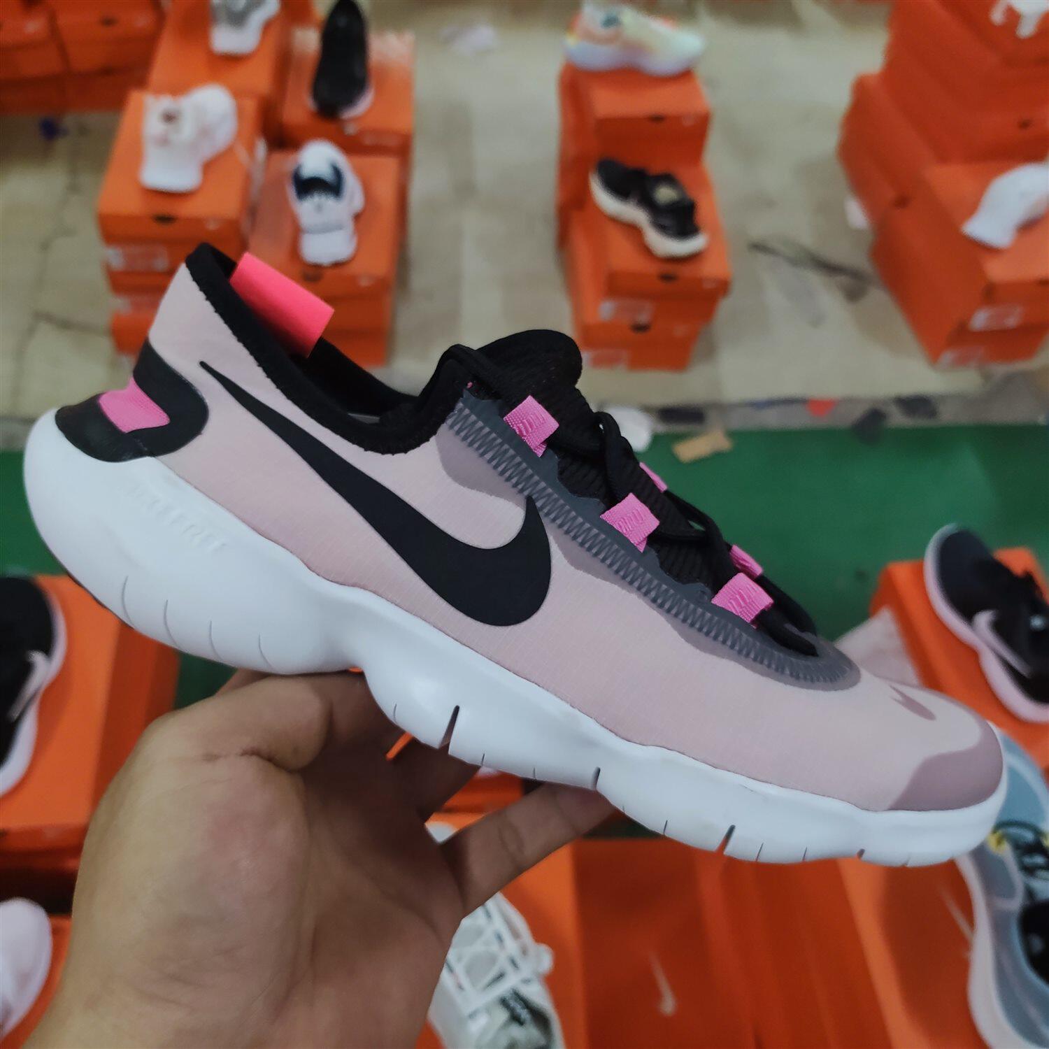 nikefree rn 5.0 运动赤足跑步鞋 cj0270-004-101-600 ci9921-001
