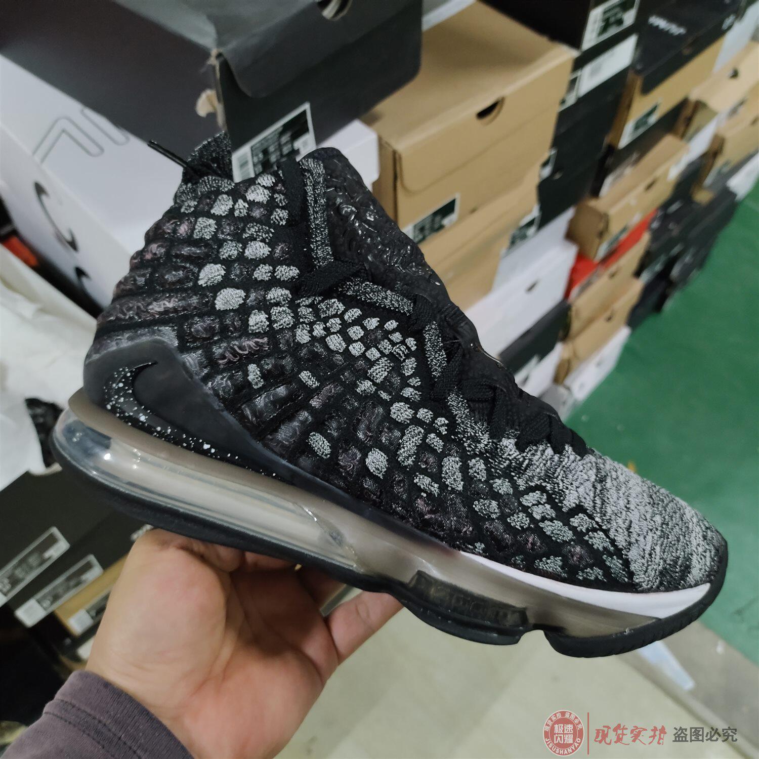 nike lebron lbj17 詹姆斯深灰白绿黑彩虹篮球鞋bq3178-002