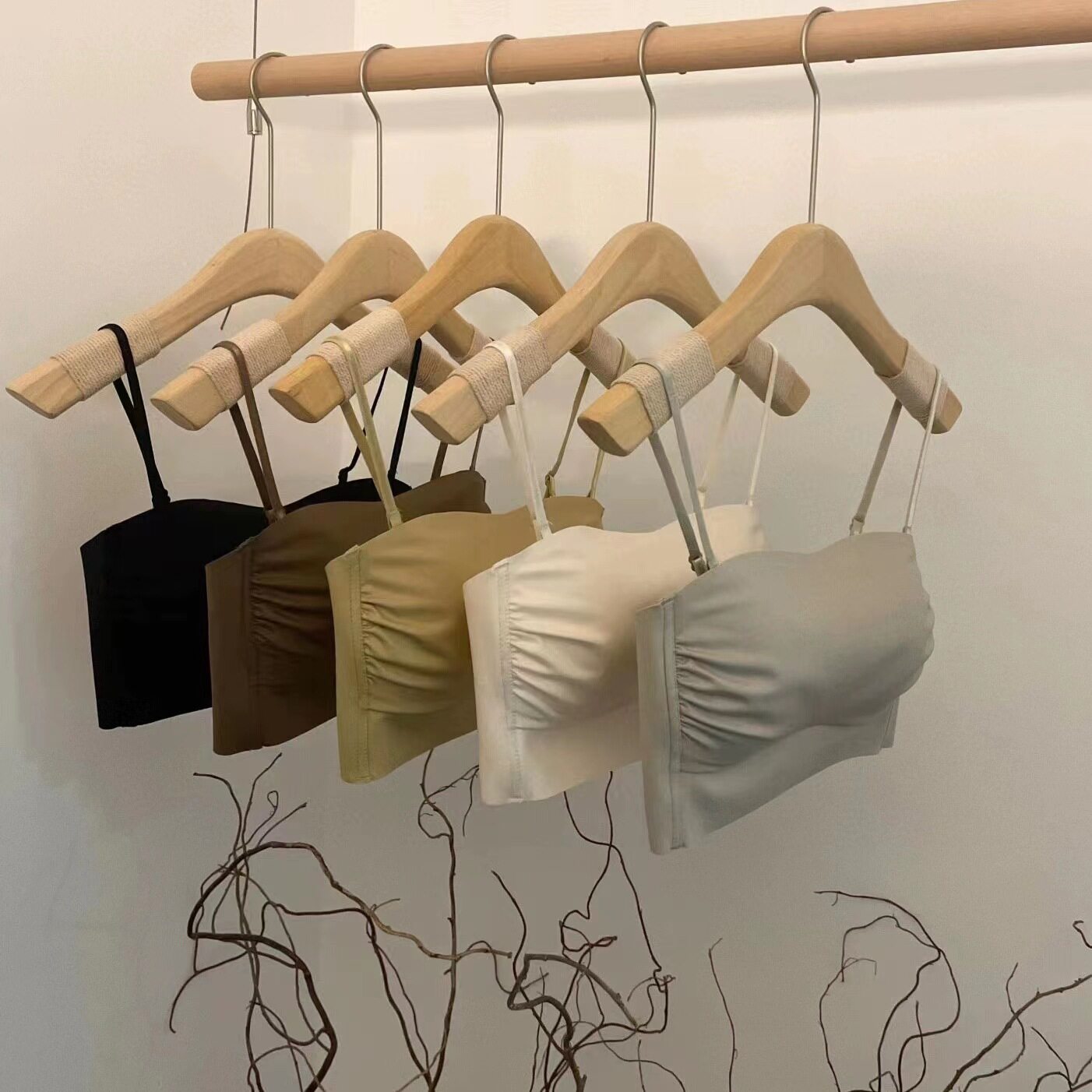 夏季无肩带内衣无痕小胸聚拢上托大胸显小薄款美背抹胸文胸罩