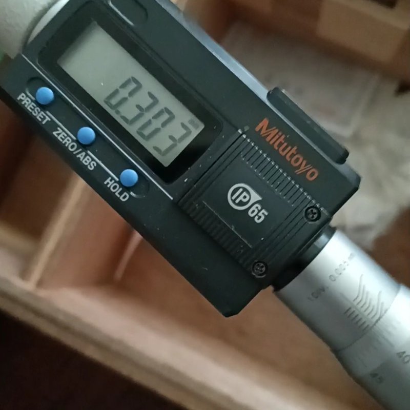 议价日本进口三丰数显内径三点数显千分尺，型号468-177，测量图片