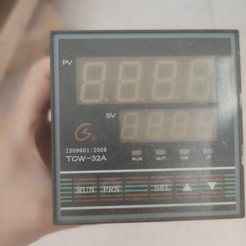 议价国龙温控仪温度变送器TCW-32A单相调压开孔尺寸89mm*