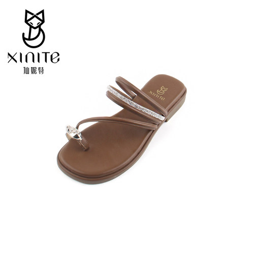 仙妮特女鞋官方旗舰店夏款水钻夹趾凉鞋拖休闲外穿拖鞋 X589564
