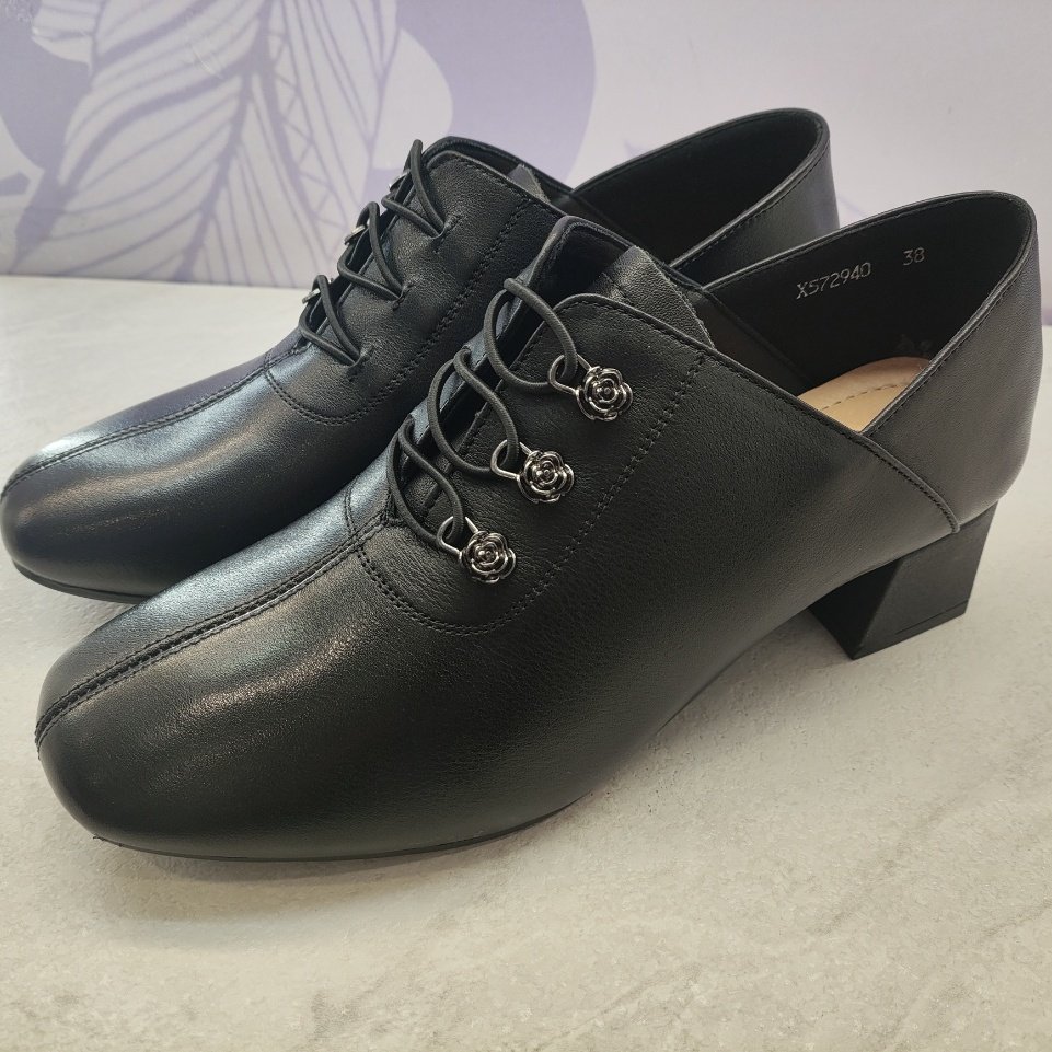 仙妮特女鞋官方旗舰店牛皮深口单鞋中粗跟系带通勤职业鞋 X572940,女鞋,深口单鞋,淘宝优惠券,粉丝福利购,淘宝优惠卷