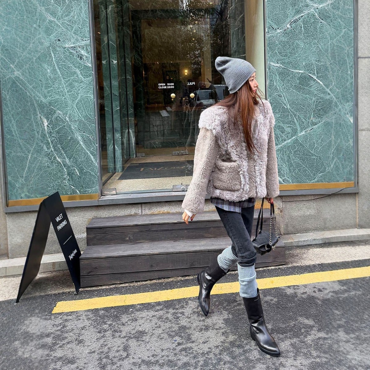 【设计师款】Haners家韩国代购女轻奢2025年冬高定时尚毛绒绒外套