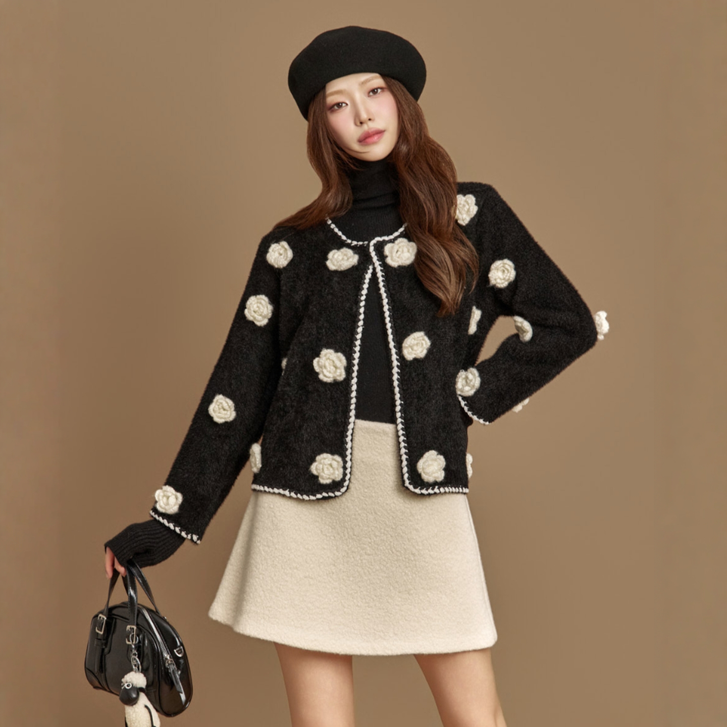 Haners家韩国代购女设计师款2025年冬季小香风立体花朵毛绒外套