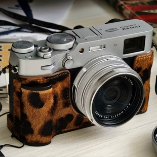 cam in富士X100Vi相机皮套XT30II半套XS20代保护套XM5相机包底座