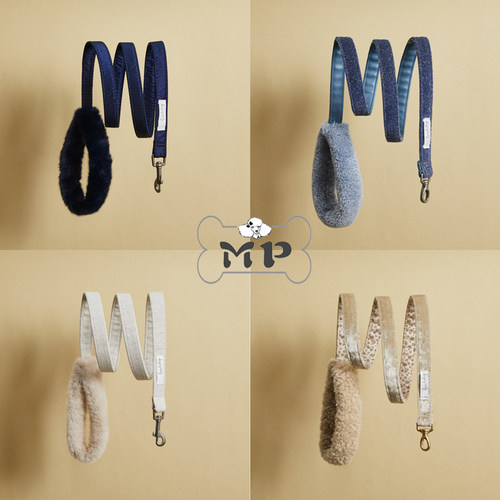 韩代宠物遛狗秋冬毛绒碎花牵引绳