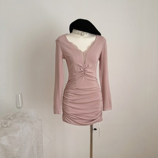 Chill巧儿南艺情书蕾丝拼接纯欲褶皱v领针织长袖连衣裙包臀裙